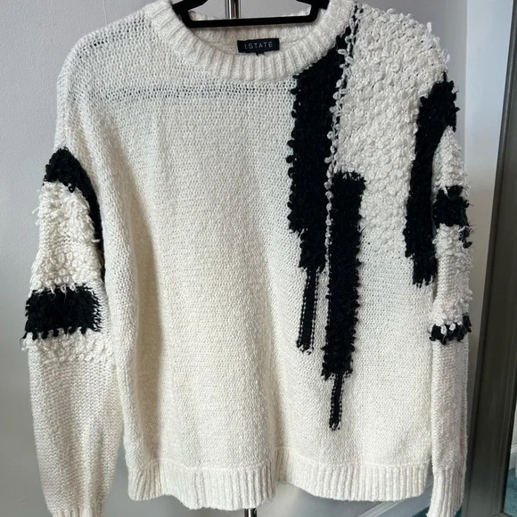 1. State Loop Stitch Sweater Size Medium - Picture 6 of 8